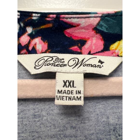 The Pioneer Woman Women’s Whimsical Floral Stretch Pullover Top Size XXL Multi - Picture 2 of 3